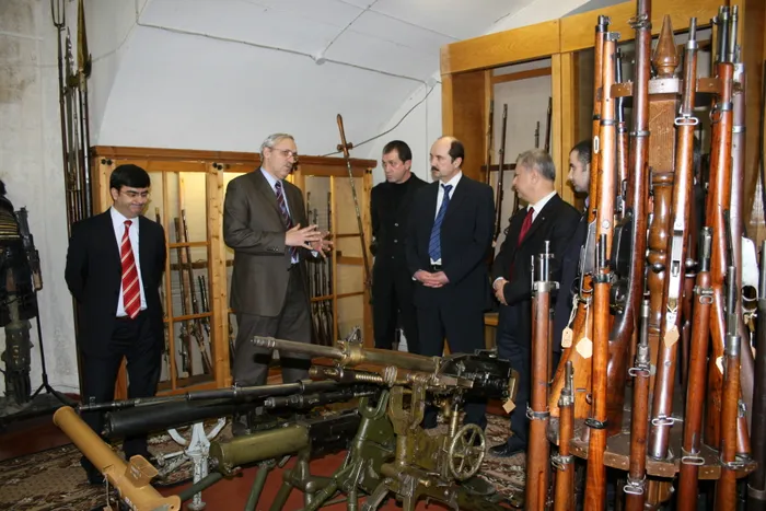 Турецкая делегация в оружейных фондах Артиллерийского музея
