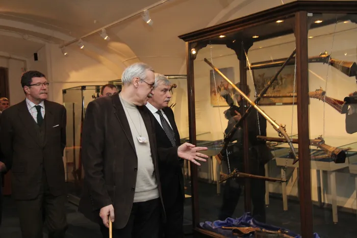 Экскурсия для губернатора Г.С.Полтавченко по выставке восточного оружия в Артиллерийском музее